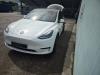 Tesla Model Y RWD Sloopvoertuig (2023, Wit)