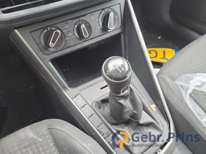 Volkswagen Polo VI 1.0 TSI 12V Sloopvoertuig (2018, Zwart)