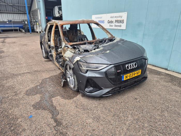 Audi e-tron 50 quattro Sloopvoertuig (2021, Grijs)