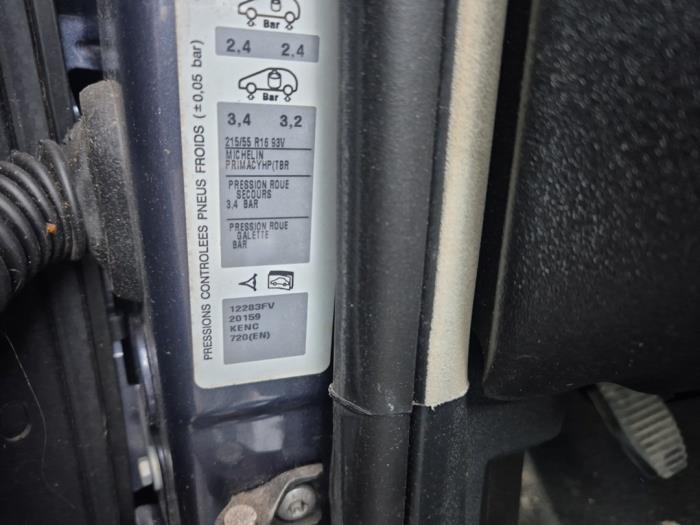 Citroen C4 Grand Picasso 1.6 16V VTi Sloopvoertuig (2010, Paars)
