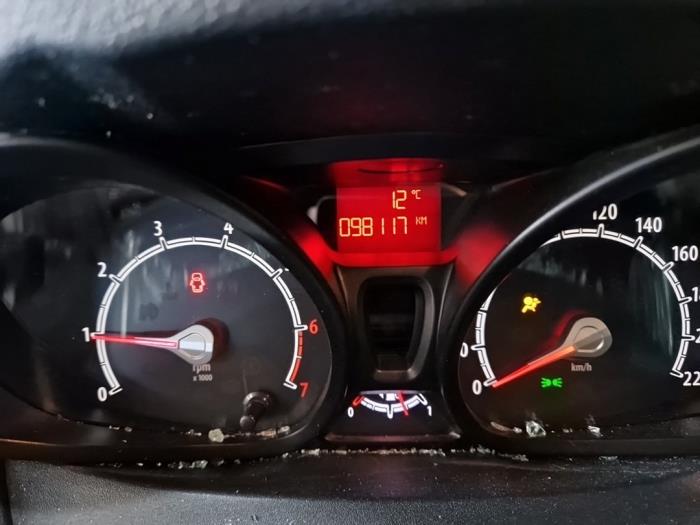 Ford Fiesta 6 1.6 16V Ti Sloopvoertuig (2012, Wit)
