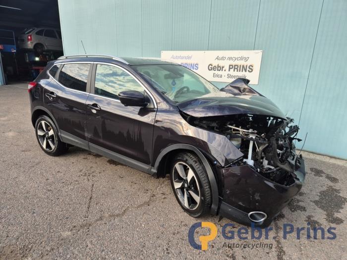 Nissan Qashqai 1.2 DIG-T 16V Sloopvoertuig (2017, Paars)