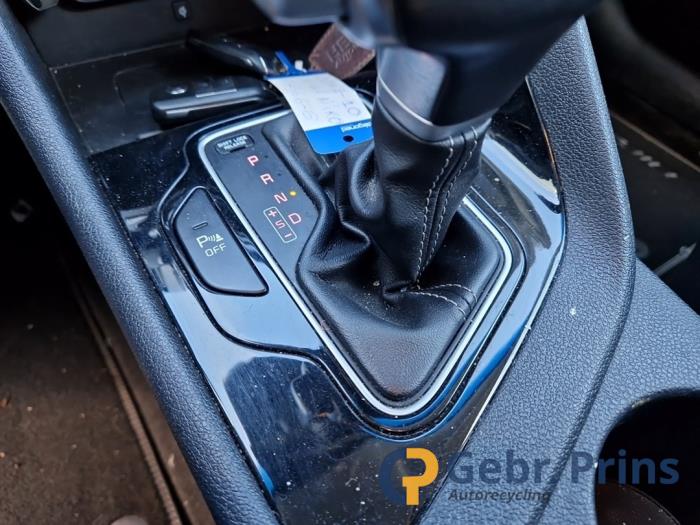 Kia Niro I 1.6 GDI Hybrid Sloopvoertuig (2017, Zwart)