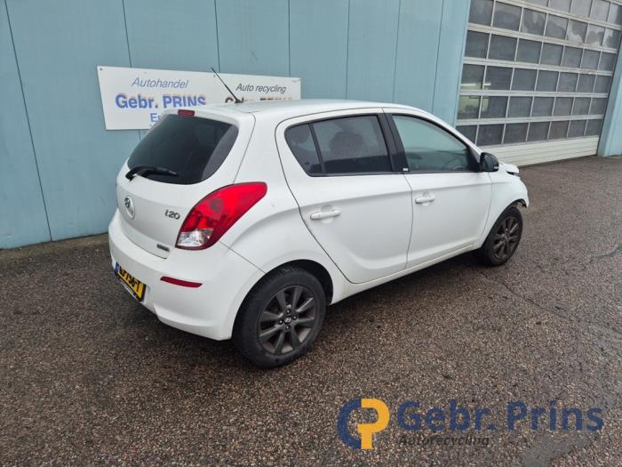 Hyundai i20 1.1 CRDi VGT 12V Sloopvoertuig (2014, Wit)