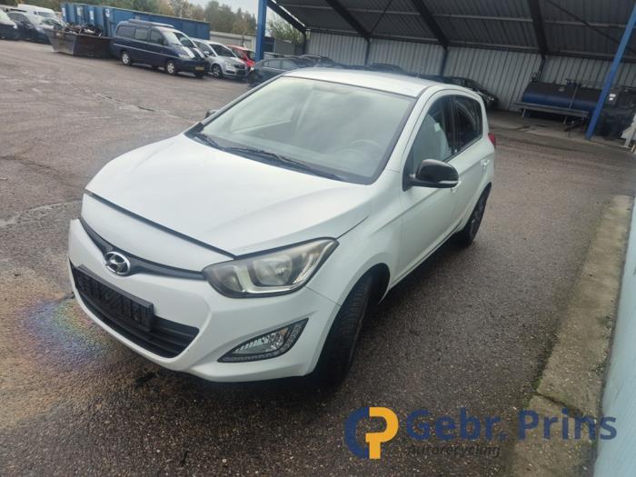 Hyundai i20 1.1 CRDi VGT 12V Sloopvoertuig (2014, Wit)
