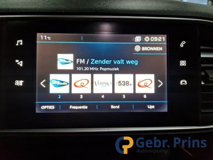 Peugeot 308 1.2 12V e-THP PureTech 130 Sloopvoertuig (2017, Blauw)