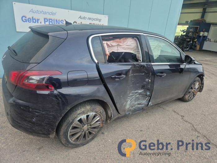 Peugeot 308 1.2 12V e-THP PureTech 130 Sloopvoertuig (2017, Blauw)