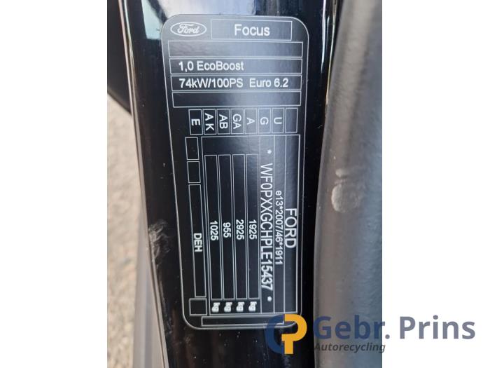 Ford Focus 4 Wagon 1.0 Ti-VCT EcoBoost 12V 100 Sloopvoertuig (2020, Zwart)