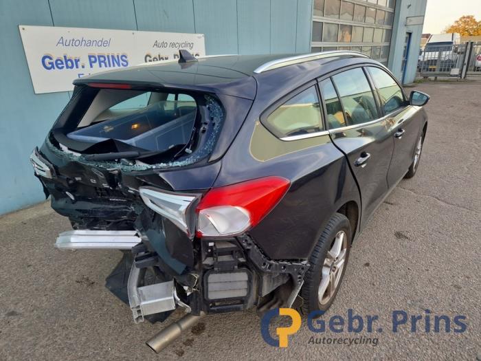 Ford Focus 4 Wagon 1.0 Ti-VCT EcoBoost 12V 100 Sloopvoertuig (2020, Zwart)