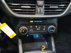 Ford Focus 4 Wagon 1.0 Ti-VCT EcoBoost 12V 100 Sloopvoertuig (2020, Zwart)