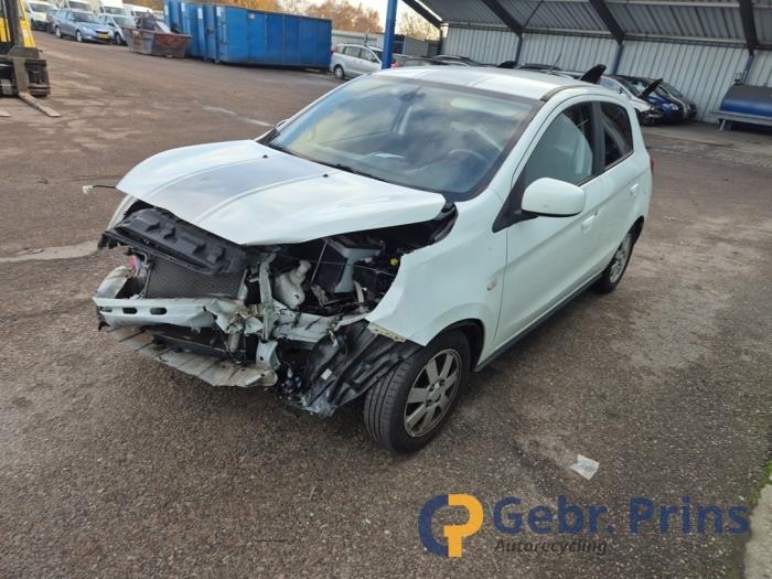 Mitsubishi Space Star 1.0 12V Sloopvoertuig (2015, Wit)