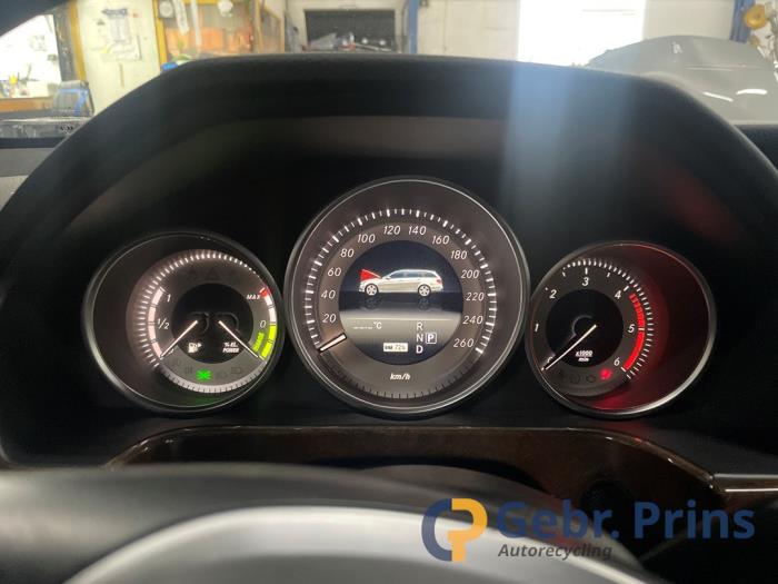 Mercedes E Estate E-250 CDI 16V BlueEfficiency Sloopvoertuig (2013, Grijs)