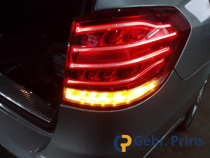 Mercedes E Estate E-250 CDI 16V BlueEfficiency Sloopvoertuig (2013, Grijs)