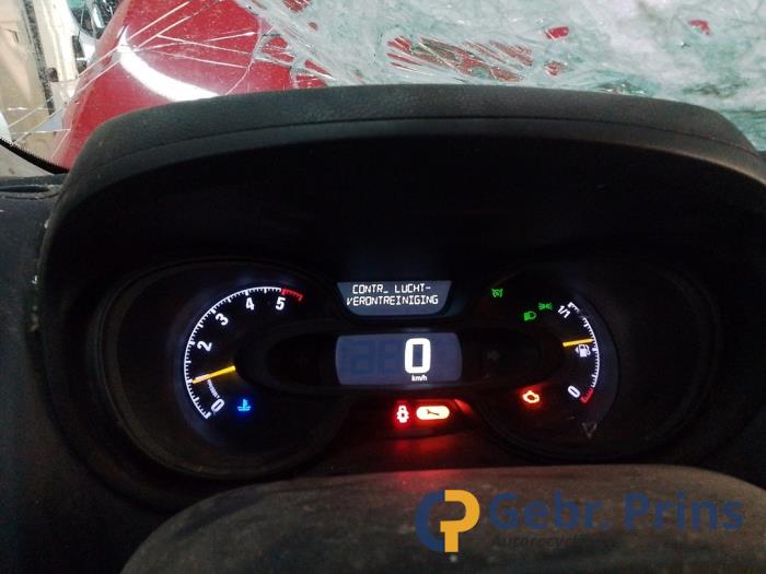 Opel Vivaro 1.6 CDTI BiTurbo 120 Sloopvoertuig (2015, Rood)