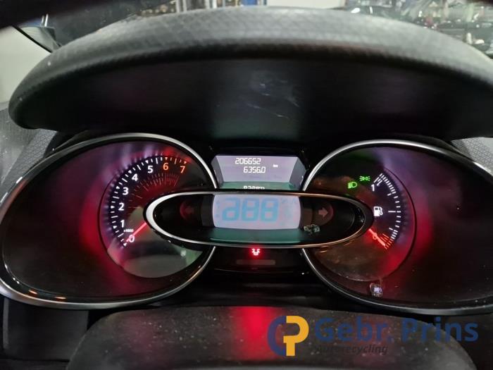 Renault Clio IV Estate/Grandtour 0.9 Energy TCE 90 12V Sloopvoertuig (2018, Zwart)