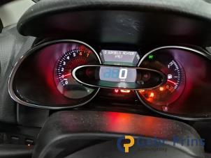 Renault Clio IV Estate/Grandtour 0.9 Energy TCE 90 12V Sloopvoertuig (2018, Zwart)