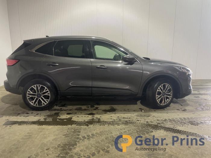 Ford Kuga III 2.5 PHEV 16V Sloopvoertuig (2020, Grijs)