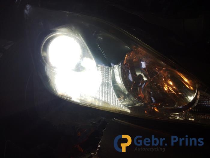 Lexus IS 250 2.5 V6 24V Sloopvoertuig (2009, Bruin)