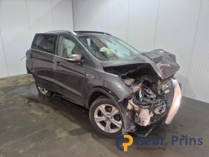 Ford Kuga II 1.5 EcoBoost 16V 150 Sloopvoertuig (2015, Grijs)