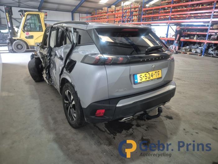 Peugeot 2008 1.2 VTi 12V PureTech 130 Sloopvoertuig (2021, Grijs)