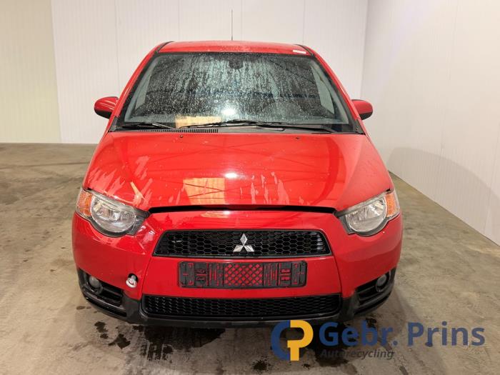 Mitsubishi Colt 1.3 16V Sloopvoertuig (2011, Rood)