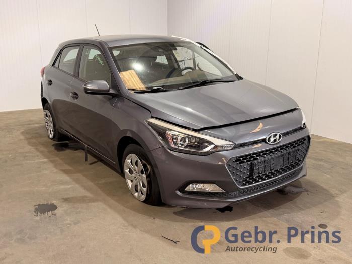 Hyundai i20 1.2i 16V  (Sloop)