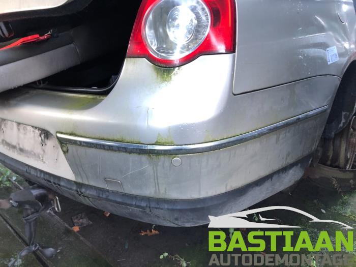 Volkswagen Passat 2.0 TDI 16V 140 Sloopvoertuig (2006, Beige)