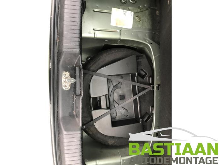 Volkswagen Lupo 1.4 16V 75 Sloopvoertuig (2003, Groen)