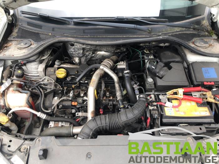 Renault Laguna III Estate 1.5 dCi 110 FAP Sloopvoertuig (2011, Wit)