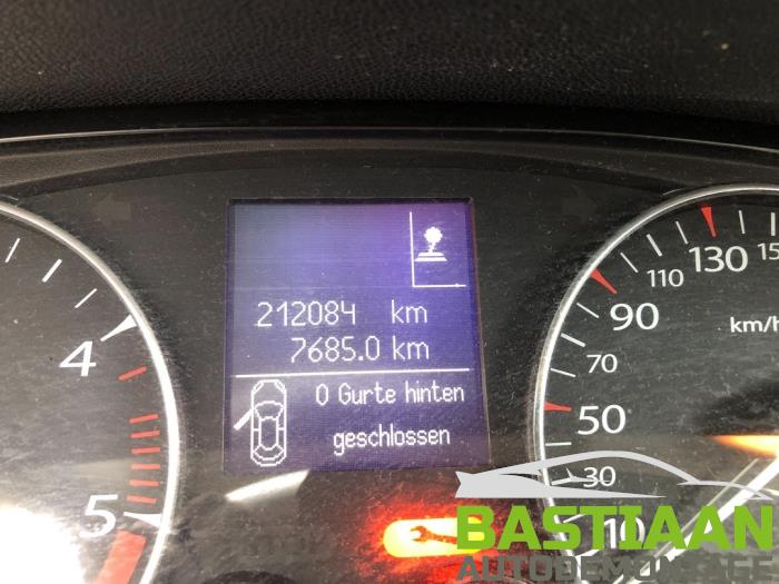 Renault Laguna III Estate 1.5 dCi 110 FAP Sloopvoertuig (2011, Wit)