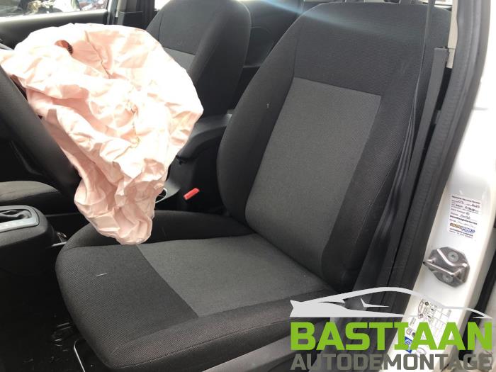 Ford Fiesta 6 1.6 16V PowerShift Sloopvoertuig (2013, Wit)