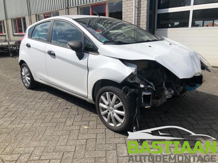 Ford Fiesta 6 1.6 16V PowerShift Sloopvoertuig (2013, Wit)