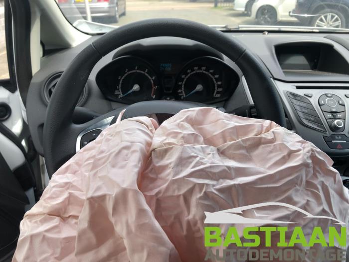 Ford Fiesta 6 1.6 16V PowerShift Sloopvoertuig (2013, Wit)