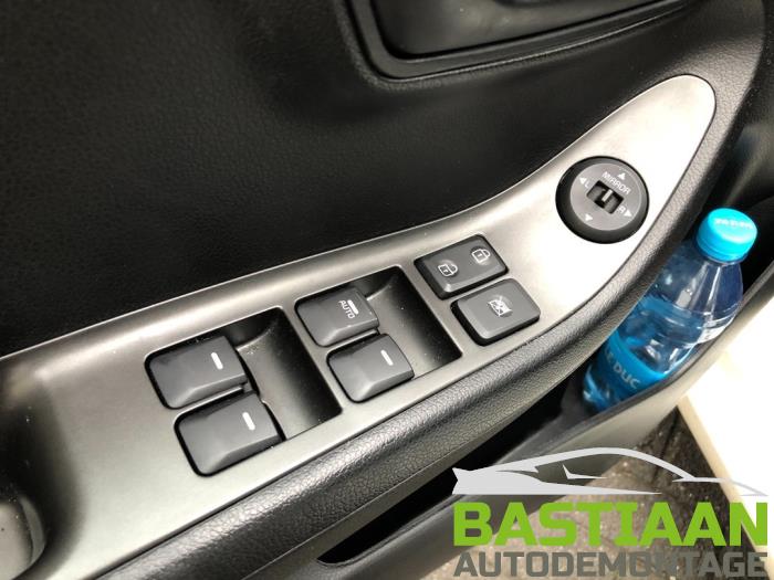 Kia Picanto 1.0 12V Sloopvoertuig (2015, Wit)