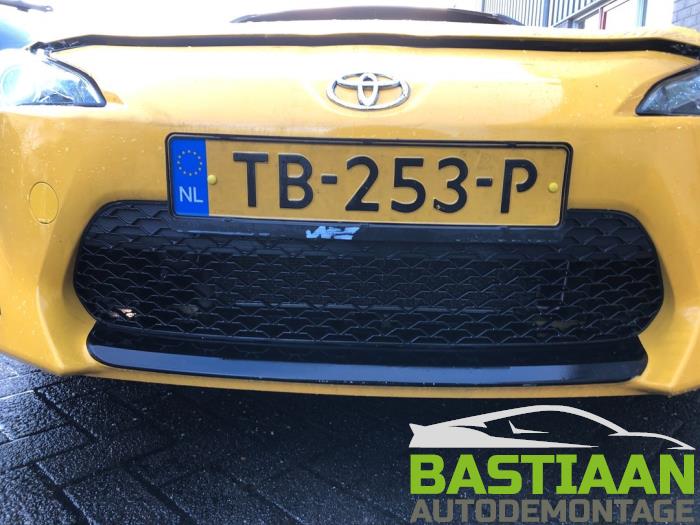 Toyota GT 86 2.0 16V Sloopvoertuig (2015, Geel)