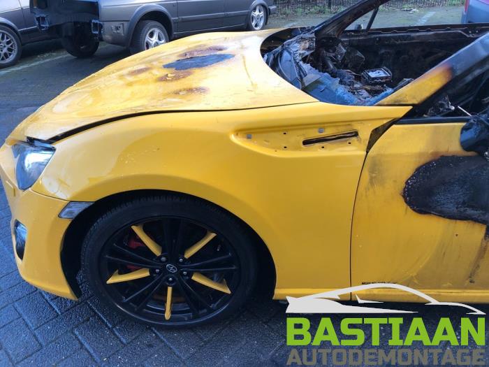 Toyota GT 86 2.0 16V Sloopvoertuig (2015, Geel)