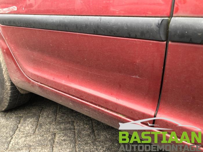 Skoda Octavia 2.0 FSI 16V Sloopvoertuig (2006, Rood)