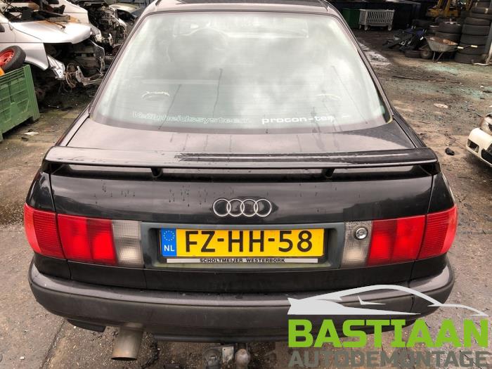 Audi 80 2.0 E Sloopvoertuig (1993, Zwart)