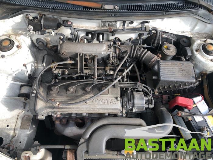Toyota Starlet 1.3,XLi,GLi 16V Sloopvoertuig (1998, Wit)