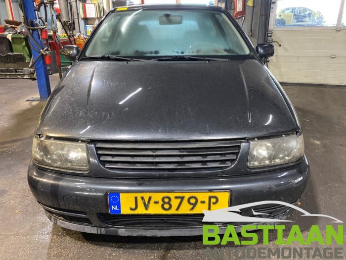 Volkswagen Polo II 1.0 (US83) Sloopvoertuig (1991, Grijs)