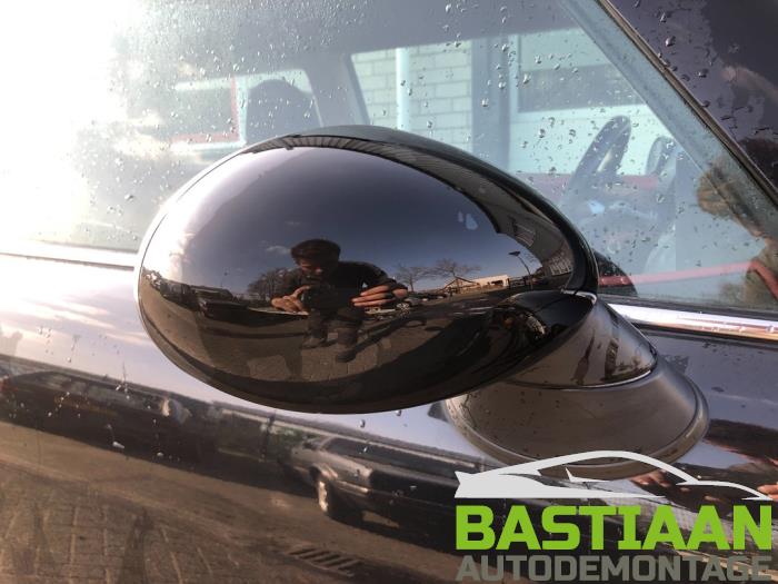 BMW Mini One/Cooper 1.6 16V One Sloopvoertuig (2004, Zwart)