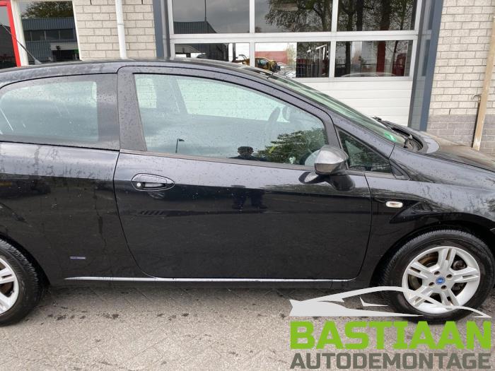 Fiat Grande Punto 1.4 T-Jet 16V Sloopvoertuig (2008, Zwart)
