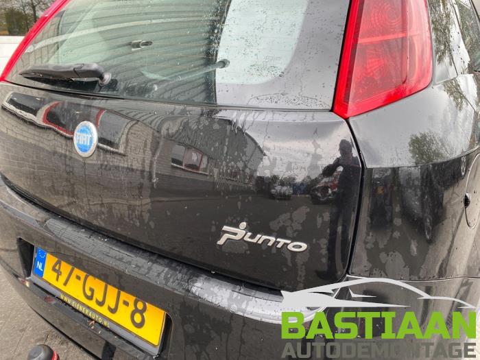 Fiat Grande Punto 1.4 T-Jet 16V Sloopvoertuig (2008, Zwart)