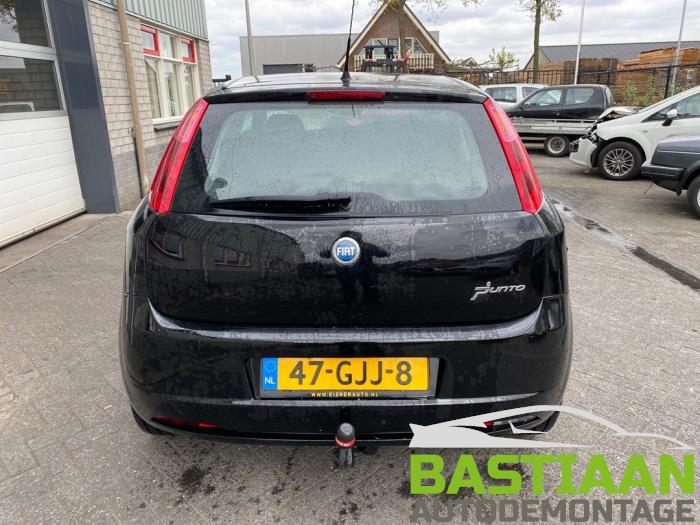 Fiat Grande Punto 1.4 T-Jet 16V Sloopvoertuig (2008, Zwart)