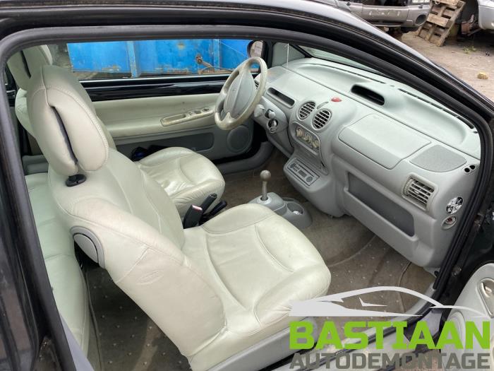 Renault Twingo 1.2 16V Sloopvoertuig (2002, Zwart)