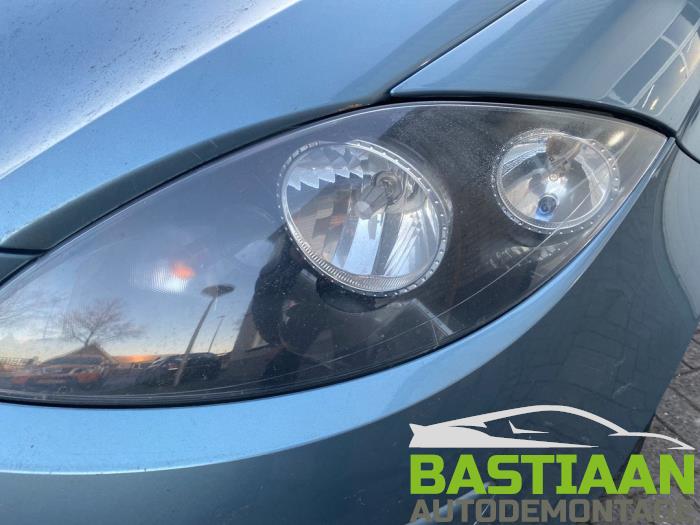 Seat Toledo 2.0 FSI 16V Sloopvoertuig (2004, Blauw)