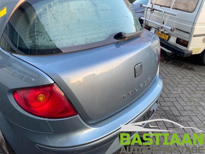 Seat Toledo 2.0 FSI 16V Sloopvoertuig (2004, Blauw)