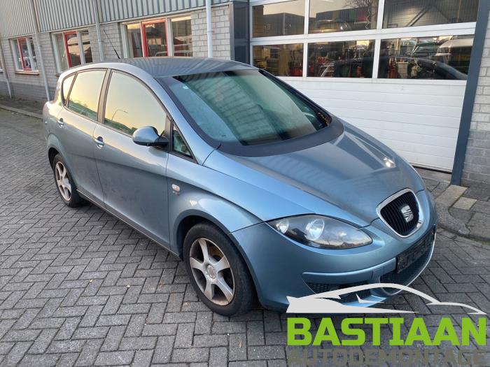 Seat Toledo 2.0 FSI 16V Sloopvoertuig (2004, Blauw)