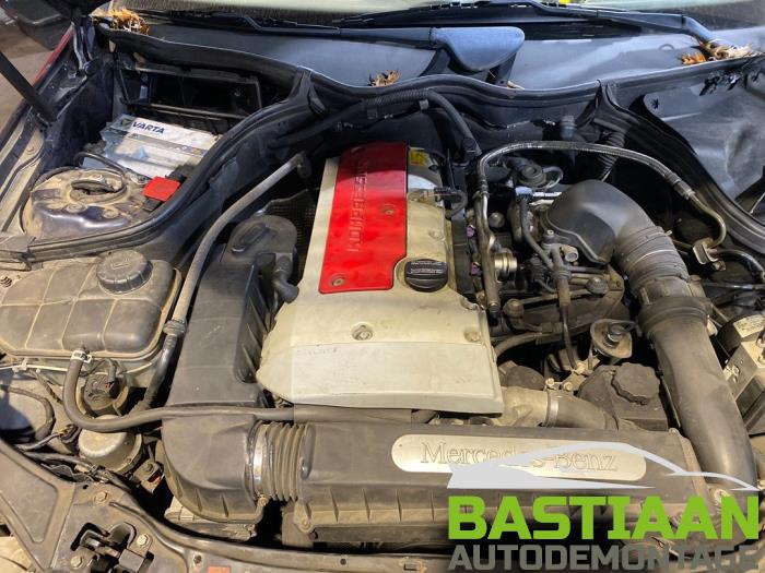 Mercedes C 2.0 C-200K 16V Sloopvoertuig (2002, Blauw)