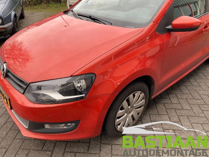 Volkswagen Polo V 1.6 TDI 16V 90 Sloopvoertuig (2010, Oranje)